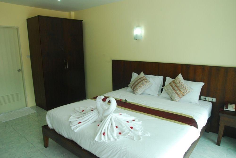 Patong Palm Guesthouse Exterior photo