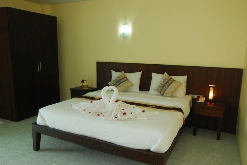 Patong Palm Guesthouse Exterior photo