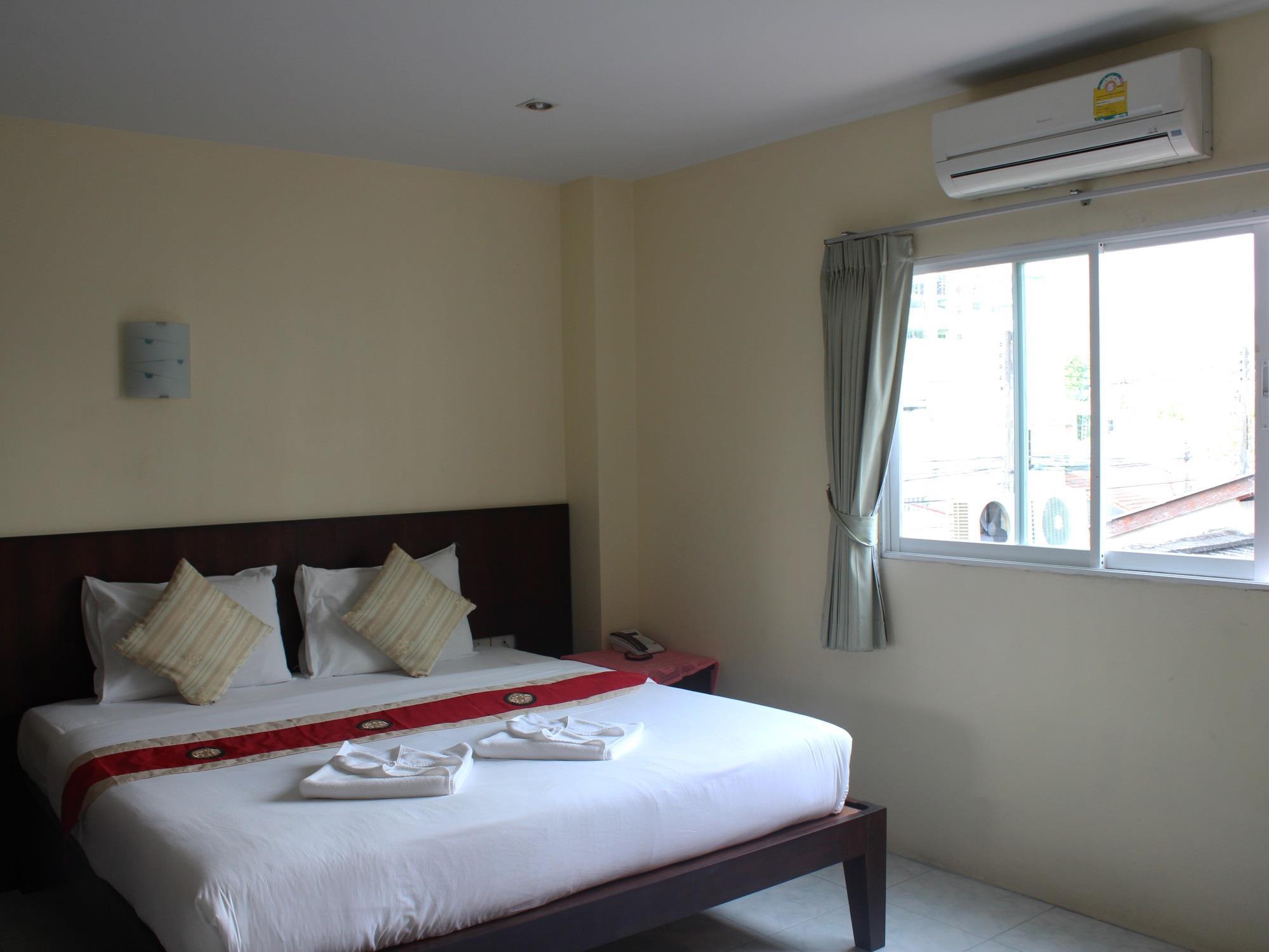 Patong Palm Guesthouse Exterior photo